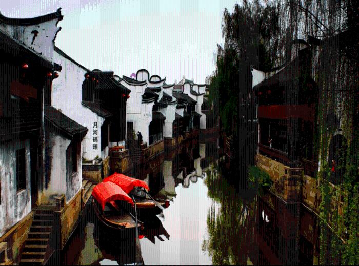 旋转轮胎